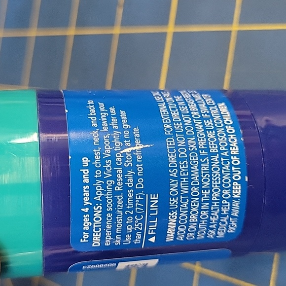 Vicks VapoStick Solid Balm 35g New - Picture 3 of 3